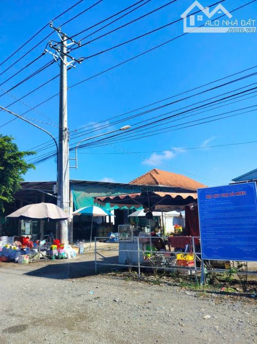 Bán Đất mặt tiền Đường Nhựa, thường tân 18 Tân Uyên Bình Dương, 9m X 35m giá 2 tỷ 3 - 5