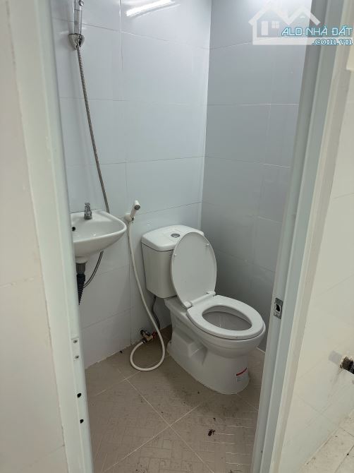 Nhà hẻm 1 xẹt 3/2 Q10, 3.2x13, 2 Lầu 3pn 2wc ngay HV Hành chính Quốc Gia - 5