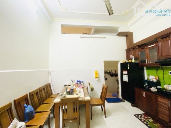Bán nhà 4 tầng Chu văn An  . Diện tích 71 m2. Giá 13.9 tỷ ,Phường 26 Bình Thạnh - 5