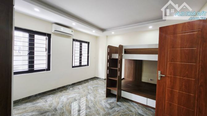 Đẹp nhất Hà Đông: 32m, nhà đẹp ở ngay full đồ, hạ tầng ổn định, nhỉnh 6tỷ - 5