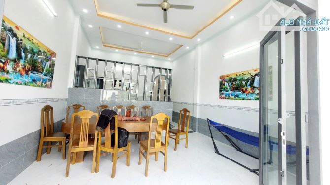 Bán nhà mặt tiền đường nhựa Ấp Lộc Hậu, xã Mỹ Lộc, Cần Giuộc: Dt 161m2; 5x33m - 5