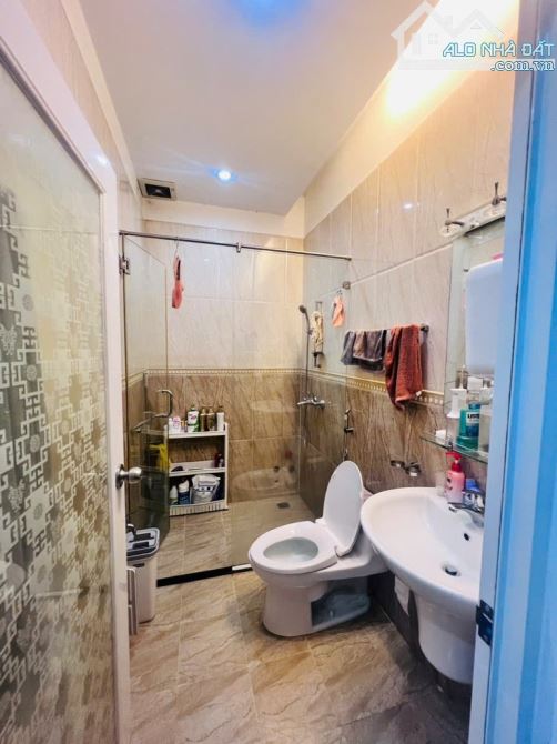 KHU VIP QUẬN 3, KỲ ĐỒNG 64M2 LÔ GÓC 2 MẶT TIỀN, NGANG 4M, 3 TẦNG, 5PN,VUÔNG A4, NHỈNH10 TỶ - 6
