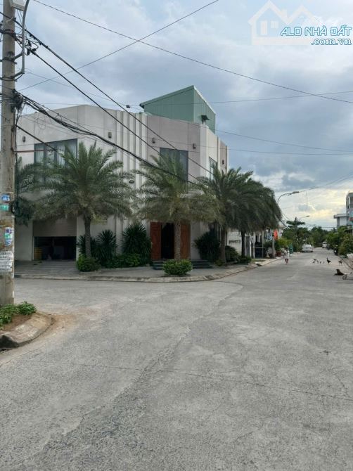 200m2 Thổ cư ngang 15m, đường trước nhà 10m.gần lối dẩn lên cao tốc Long Thành - 6
