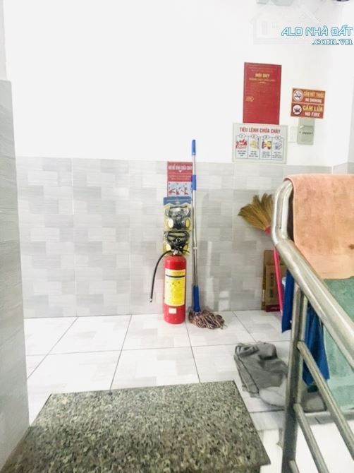 CHDV 100M2 15 PHÒNG CHO THUÊ, KHẢ NĂNG CẢI TẠO KHAI THÁC 50 - 60TR/TH CÁCH MẶT TIỀN CHỈ VÀ - 6