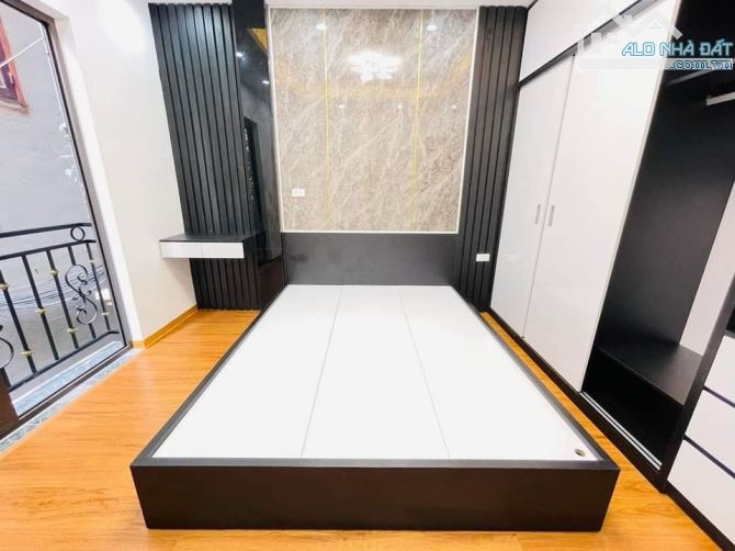 Nhà Trần Thái Tông Ô Tô tránh ngay phố kinh doanh 59m - 6