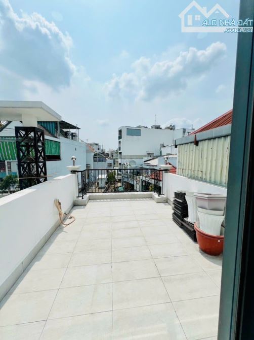 NHÀ PHỐ KHU NAM LONG QUẬN 12 CHỈ 6 TỶ- 4 TẦNG 4PN- DT 70m2 (4x17,5) HXT 8M DÂN TRÍ CAO - 6