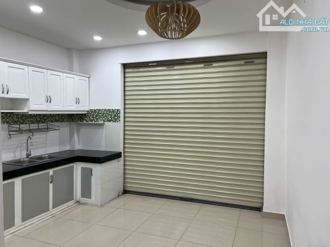 Hàng hiếm P26 Bình Thạnh 4x17m CN 64m2 xe hơi đậu trong nhà HĐT 15tr/tháng gía rẻ  8.4 TỶ - 6