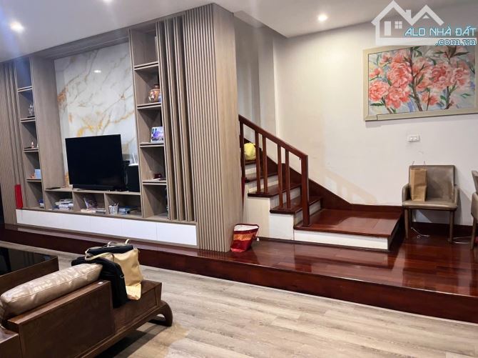 🏡 BIỆT THỰ NHÀ VƯỜN VIỆT HƯNG – 120M² – 4 TẦNG – MẶT TIỀN 6M – 41 TỶ - 6