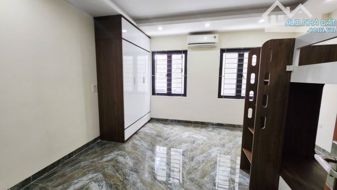 Đẹp nhất Hà Đông: 32m, nhà đẹp ở ngay full đồ, hạ tầng ổn định, nhỉnh 6tỷ - 6