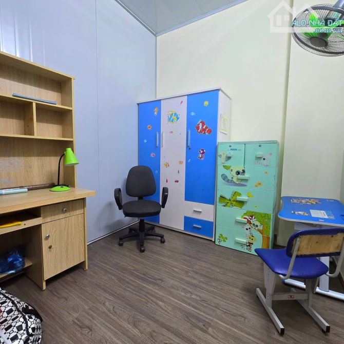 Nhà đẹp ở luôn Cổ Nhuế Bắc Từ Liêm. Sổ vuông 45m, 3 tầng 3 ngủ MT4m1 Giá 8 tỷ - 6