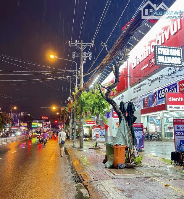 🔥 GẤP BÁN GIẢM 3 TỶ–NHÀ 3 TẦNG-MẶT TIỀN PHAN VĂN HỚN, QUẬN 12 – 167M2 – CHỈ CÒN 13.5 TỶ - 7
