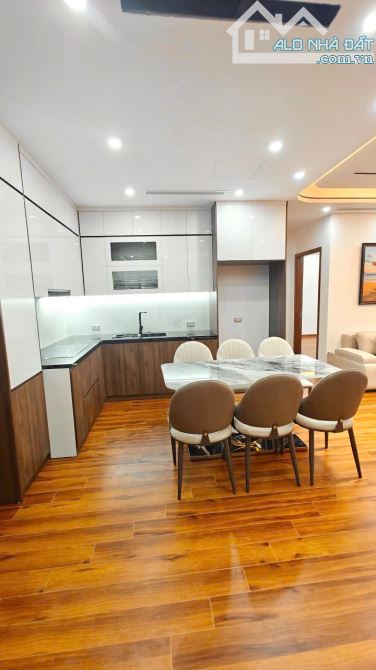 Cần bán gấp căn hộ chung cư 120 m2, 3 PN tòa D5A Trần Thái Tông, ban công Đông Nam - 7