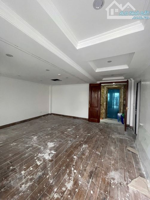 Mặt phố Lò Đúc 80m2, 7 tầng thang máy, mt 5.4m vỉa hè rộng, kinh doanh đỉnh. Giá 66 tỷ TL - 7