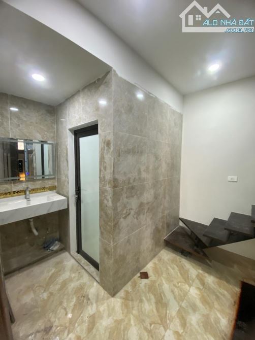 NHÀ LÔ GÓC KIM MÃ ĐỘI CẤN BA ĐÌNH 17TỶ 40M 6T MT 11M VỈA HÈ RỘNG KINH DOANH ÔTÔ TRÁNH - 8