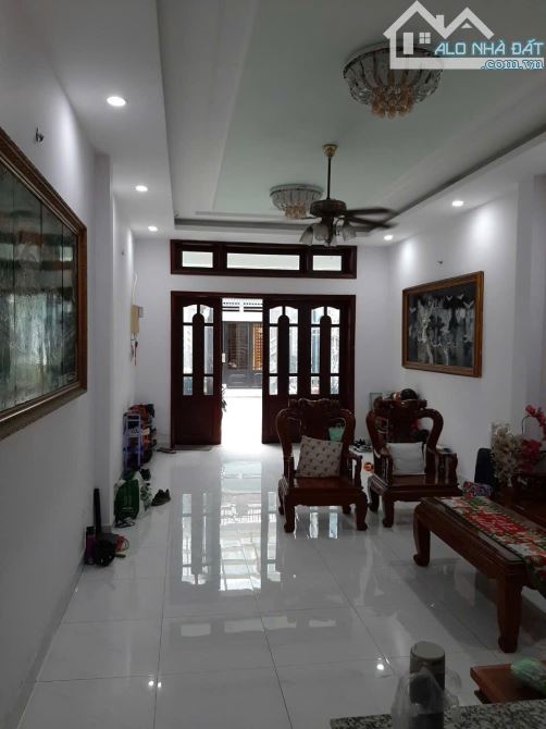 hẻm ô oto đậu trong nhà , Q1 ,,, 4,4x25m . 4 tầng .............giá chỉ 22 tỷ thương lượng - 8