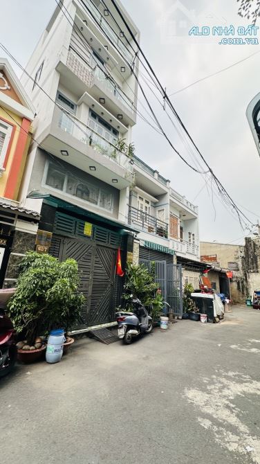 Nán gấp nhà 54m2. 2 tầng. Mới. Đ/số 8.BHHB. Bình Tân. Vhir 4.2T - 8
