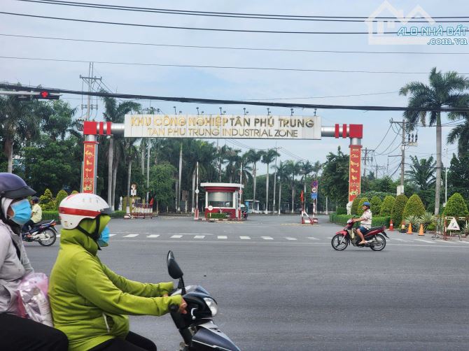 LÔ ĐẤT NGANG 8 DÀI 3 240m2, Tỉnh lộ 2 gần chợ Tân Phú Trung, xây tự do, Sổ riêng,1 tỷ 8. - 8