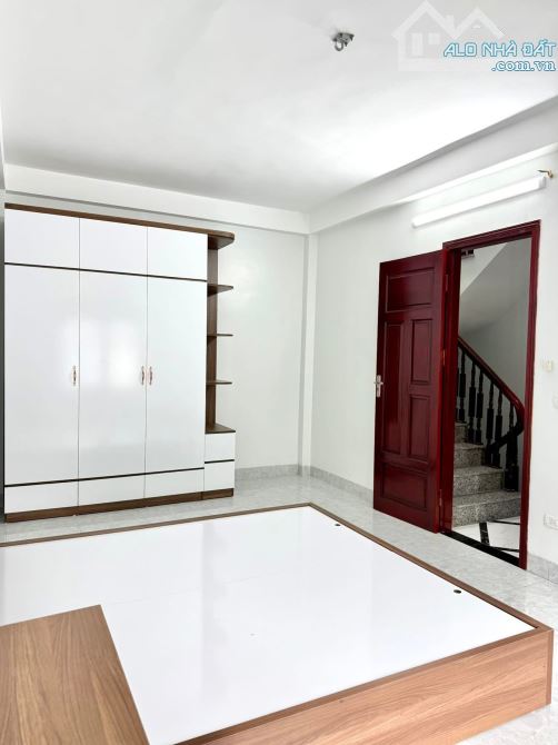 BÁN GẤP NHÀ ĐẸP VĨNH TUY MT RỘNG NGÕ THOÁNG 32M5T 6,95 TỶ. - 8
