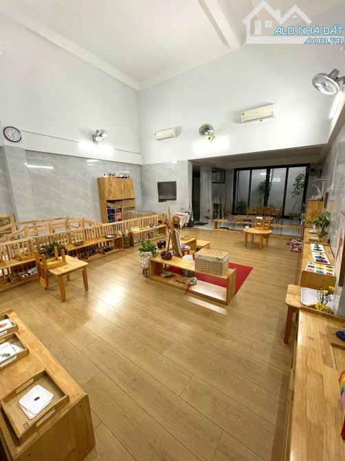 Bán Nhà 1 Trệt 3 Lầu Đường 18, Hiệp Bình Chánh Khu Ven Sông Thoáng Mát Thu Nhập 50 Triệu/T - 8