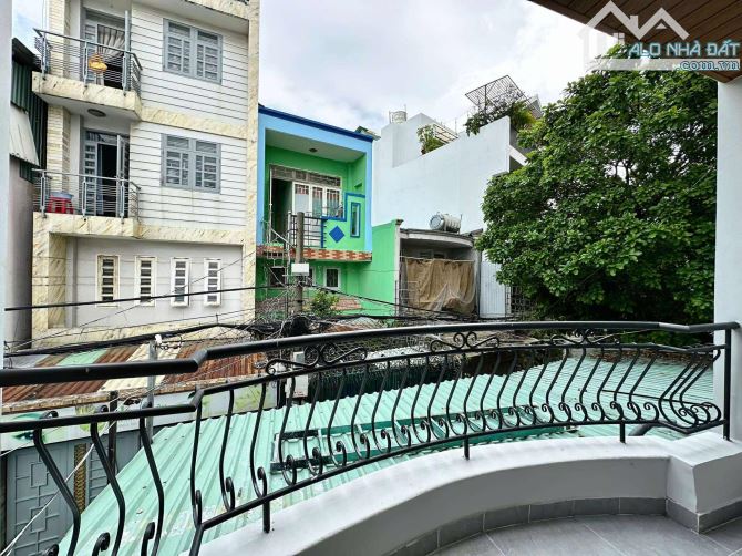 CHDV cực kỳ đẹp, hệ thống camera giám sát cực kỳ xịn xò, hệ thống cửa vân tay - 8