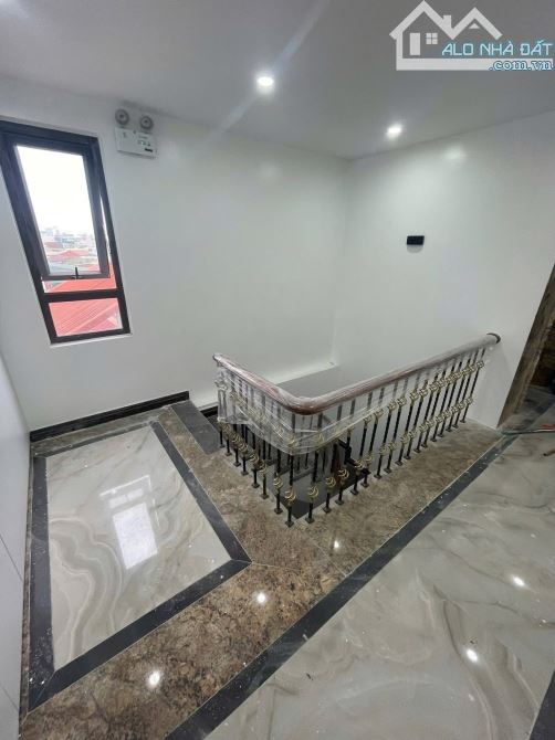 Mặt phố Lò Đúc 80m2, 7 tầng thang máy, mt 5.4m vỉa hè rộng, kinh doanh đỉnh. Giá 66 tỷ TL - 8