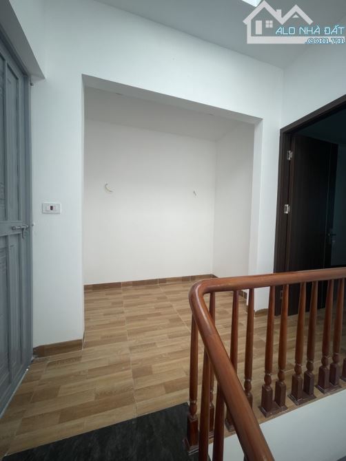 Nhà đẹp Đại Tự 43m2 xây 4 tầng mặt tiền 4.2m tầng 2 phòng gần chợ trường giá 4 tỷ 8 - 9