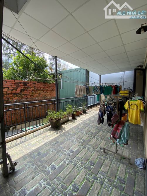 Nhà bán: đường Tân kỳ Tân Quý.Q Tân Phú. DTSD 168m2. 2 tầng. Giá 16 tỷ - 9