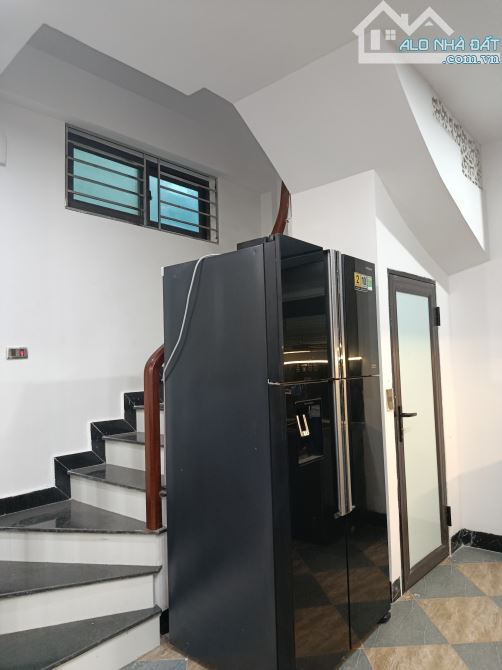 Nhà siêu đẹp ở Thanh Xuân - 38 m2, 5 tầng mới, 2 mặt ngõ, 8 tỷ - 9