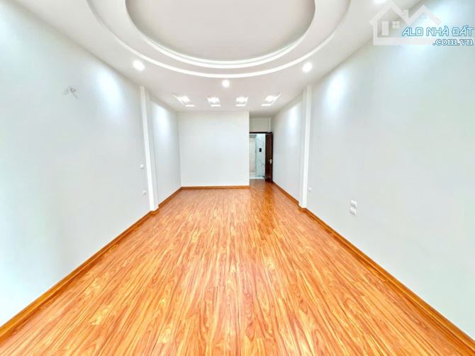 SIÊU PHẨM – 192 LÊ TRỌNG TẤN – 50/70 M2, 7 TẦNG, THANG MÁY, Ô TÔ ĐỖ CỬA – CHỈ HƠN 15 TỶ - 9