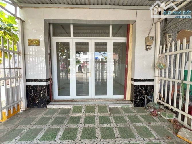 Siêu Phẩm Hàng Ngộp Giá tốt 700triệu Tân Thới Nhì Hóc Môn Sổ Hồng Riêng 90m2 bao phí - 9