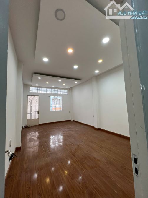 Hàng hiếm P26 Bình Thạnh 4x17m CN 64m2 xe hơi đậu trong nhà HĐT 15tr/tháng gía rẻ  8.4 TỶ - 9
