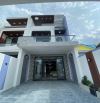 NHÀ CÓ SÂN RỘNG THÊNH THANG 5mX44m - SHR