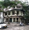 Cho Thuê Biệt Thự Sân Vườn Phố Hoàng Ngân, 100m² x 4 tầng, MT Lô Góc: 20m, Vỉa hè rộng