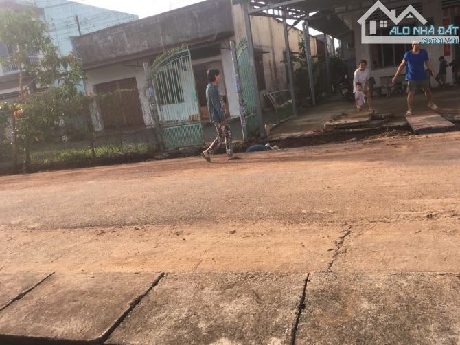 Bán 400m2 tặng nhà cấp 4 ngang 12m X.Bàu Hàm H.Trảng Bom, gần chợ Bàu Hàm, Chỉ 3ty TL - 1