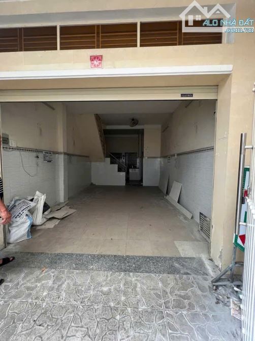 10m tới mt Nguyễn Văn Đậu. Ôtô đỗ cửa. 3 tầng hợp ở. Chỉ 8.35 tỷ