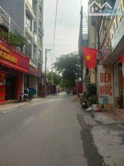 Bán Nhà Cầu Diễn, Ô tô đỗ cửa, Thang máy, 35m2.  Giá chỉ 7,5 tỷ