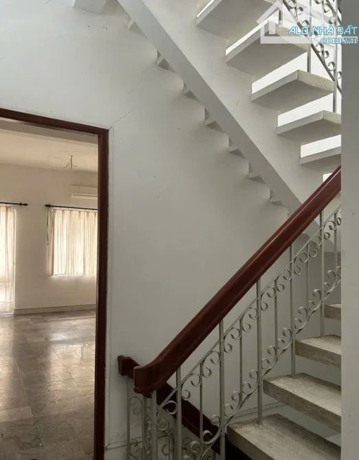 Chỉ 15 tỷ. 3 tầng hxh tránh Nơ Trang Long, Để ở. Ôtô ngủ trong nhà.