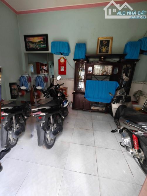 Bán gấp nhà 50m² Linh Xuân – 2 tầng – hẻm xe hơi – nhà đẹp dọn vào ở ngay – 3.8 tỷ