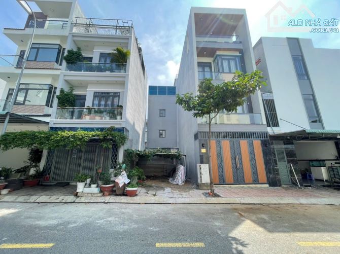 Đất mặt tiền KDC Phú Hồng Thịnh 9, phường Bình An, Tp Dĩ An