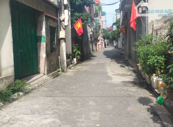 Bán đất Giang biên oto tránh, thông số đẹp