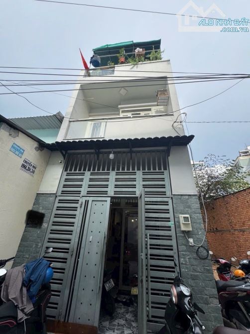 Bán gấp nhà 56m2. 3 tầng. Hương lộ 3.BHH.Bình Tân.