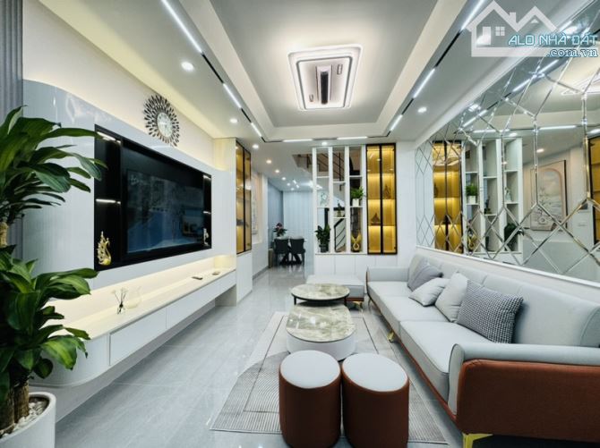 Khương Hạ, Vũ Tông Phan, 5 Tầng × 5 Ngủ Xây Mới, Nội Thất Đẹp Long Lanh, Nhỉnh 7 tỷ.