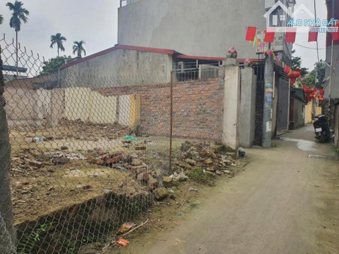SIÊU RẺ -BÁN ĐẤT PHÚ THỊ -GIA LÂM -NGÕ THÔNG -Ở SƯỚNG -71M - NHỈNH 3 TỶ