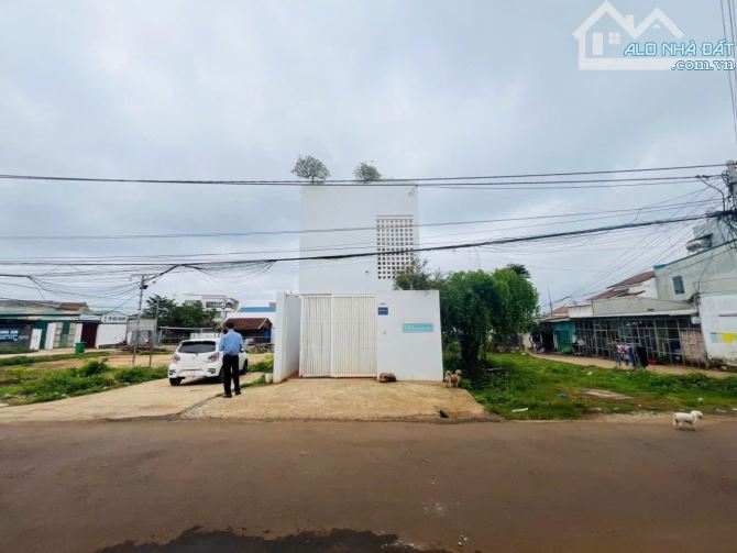 ĐẤT MẶT TIỀN ĐỖ XUÂN HỢP - Giá bán chỉ: 3,5 tỷ
