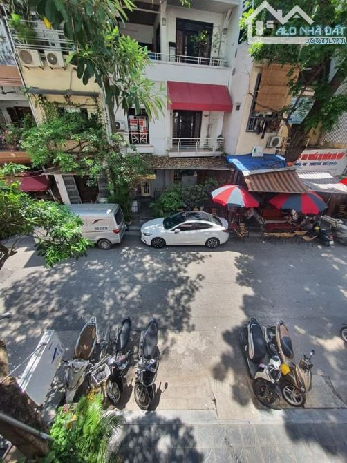 LÔ GÓC PHÂN LÔ MAI DỊCH CẦU GIẤY ĐƯỜNG 8m VỈA HÈ KINH DOANH 5 TẦNG 65m2 MT 5m 20.5 Tỷ