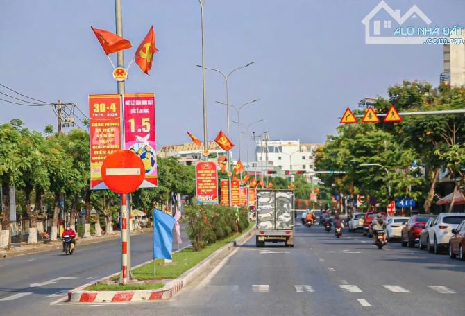 Chính chủ gửi bán lô đất mặt tiền đường 2/9 , Quận Hải Châu , TP. Đà Nẵng ⭐⭐⭐⭐⭐
