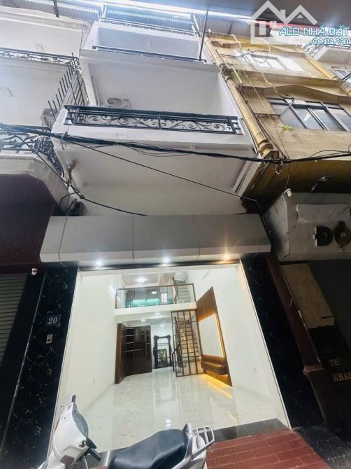 45m2 nhà dân kinh doanh 4 Tầng 12.8 tỷ mặt phố Huỳnh Thúc Kháng- Quận Hà Đông .