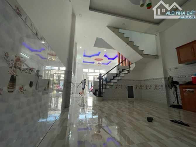 Nhà Mặt tiền kinh doanh khu Trần Anh 2.8 tỷ, 3PN, đang cho thuê