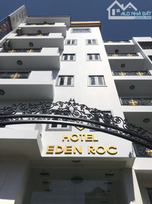 Khách Sạn GÓC 2MT ngay Lê Quang Định - 15x15m - 7 Tầng - Thu nhập 200tr/tháng !!