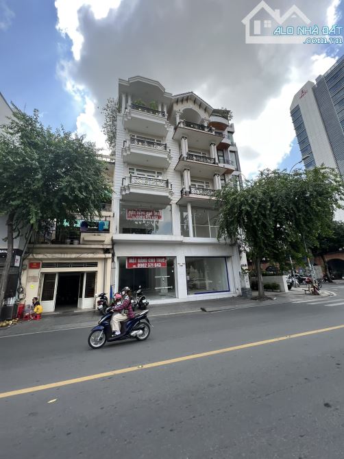 HOT ! Bán nhà mặt tiền đường Lê Thị Hồng Gấm P.Nguyễn Thái Bình Q.1 –DT:8x18-4 tầng